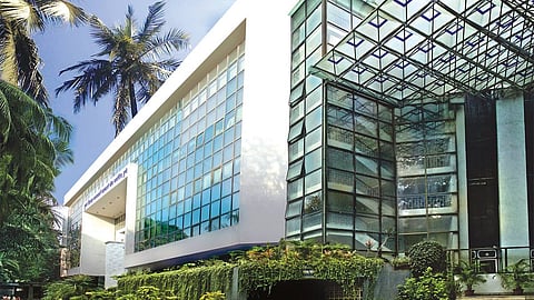 Pune News : पुणे जिल्हा बँकेत लवकरच 800 पदांची भरती; उपमुख्यमंत्री अजित पवार