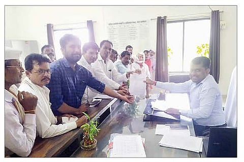 नगर : मोबदला द्या, अन्यथा आंदोलन; महामार्गात जमीनी गेलेले शेतकरी आक्रमक