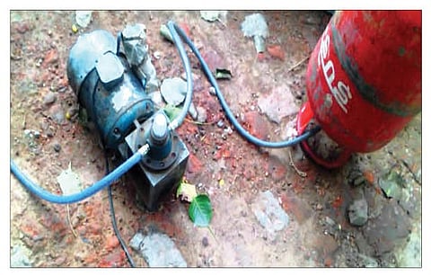 नगर : जवळा परिसरात रिफिलिंगचा धंदा