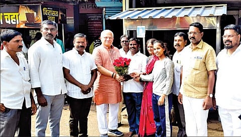 सांगली : मुख्यमंत्र्यांकडून संकेत सरगरला 30 लाखांचे बक्षीस