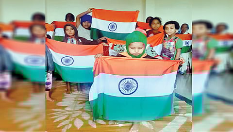 सातारा : दुर्गम भागातील गावात ‘हर घर तिरंगा’ मोहीम