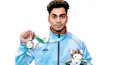 वेटलिफ्टिंगमध्ये भारताला आणखी एक सुवर्णपदक