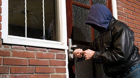 नगर : चोरट्यांचा हैदोस साडेतीन कोटींवर डल्ला..!