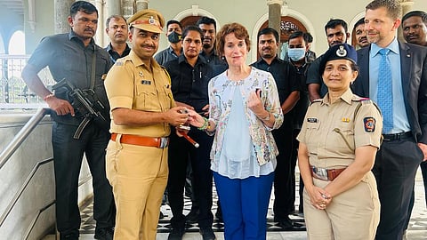 अमेरिकन उच्चायुक्ताकडून पुणे वाहतूक पोलिसांचे आभार