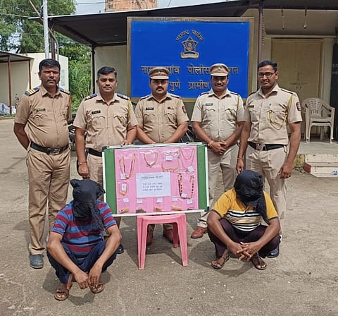 नारायणगाव: सराफ व्यावसायिकाचे दागीेने लांबवणारे दोघे जेरबंद