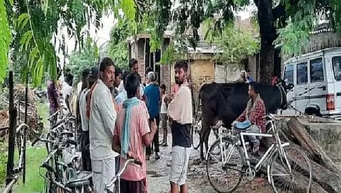 Bihar : बनावट दारू पिल्याने बिहार मधील सारणमध्ये ९ लोकांचा मृत्यू; २८ जण गंभीर