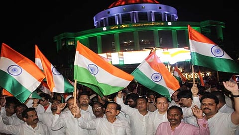 नवी मुंबईत भाजपच्या तिरंगा बाईक रॅलीत हजारो युवकांचा सहभाग