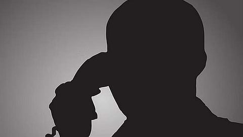 Bomb threat call : मुंबई लोकलमध्ये साखळी बॉम्बस्फोटाची धमकी देणाऱ्या व्यक्तीला अटक