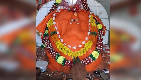 भाविकांचे श्रध्दास्थान परळीतील ‘बोंबल्या गणपती’