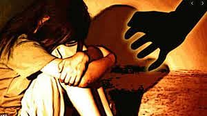 वालचंदनगर : अल्पवयीन मुलीवर सामुहिक बलात्कार