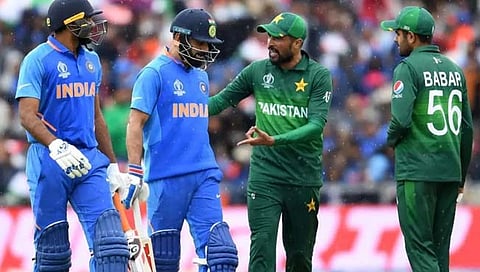 Asia Cup Ind vs Pak : भारत-पाक सामन्यापूर्वी ‘हा’ माजी कर्णधार तुरुंगात जाण्याची शक्यता!