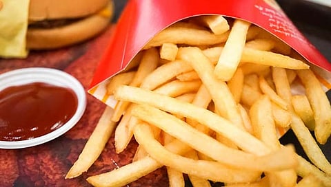 थंड फ्रेंच फ्राइज दिल्याबद्दल McDonald’s च्या कर्मचाऱ्यावर गोळीबार