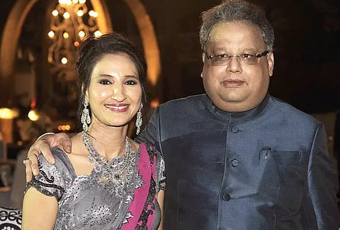 Rakesh Jhunjhunwala : तीन तासांत 20 कोटी कमवून झुनझुनवालांनी पत्नीसाठी खोलीत पहिल्यांदा AC लावला