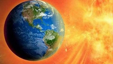 Sun : अबब! सूर्य – बुध, शुक्र आणि पृथ्वीला गिळेल? वाचा संशोधकांचे म्हणणे…