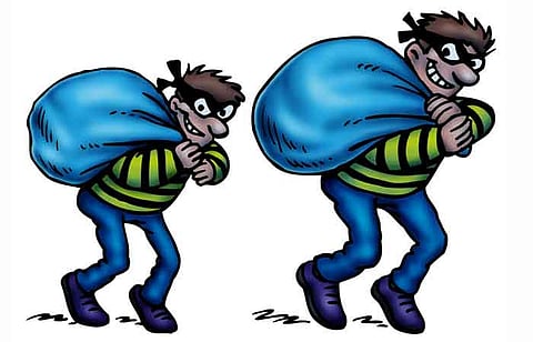 नांदेड: हदगाव येथे दिवाळी सुट्टीत मध्यान्ह भोजनाच्या धान्यसह साहित्यावर चोरट्यांचा डल्ला