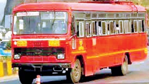 राज्य सरकारच्या दोन निर्णयांमुळे एसटीला अच्छे दिन; मे महिन्यात तब्बल ९१३ कोटीचे उत्पन्न