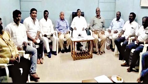 निपाणी : निवडणूक लढवणार नाही, मार्गदर्शकाची भूमिका बजावणार