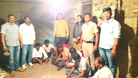 पैठण : पाटेगाव येथील जुगार अड्यावर छापा