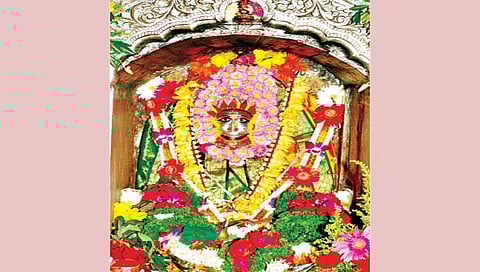 भाविकांचे शक्तिस्थान सोनजाई देवी