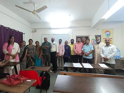 पंचवटी : महाराष्ट्र राज्य पोलिस मित्र परिवार संघाचे जाहीर करण्यात आलेले नवनिर्वाचित पदाधिकारी व सदस्य. (छाया : गणेश बोडके)