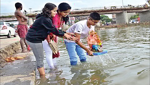 Nashik Ganeshotsav : POP गणेशमूर्तींंचे पाचव्या दिवशी (आजच) विसर्जन करा ; मनपा आयुक्तांचे आदेश