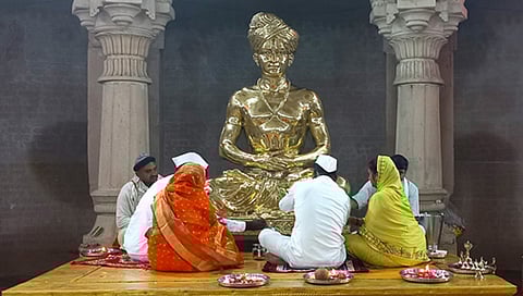 नाशिक : संत ज्ञानेश्वरांच्या पंचधातूच्या मूर्तीने त्र्यंंबकेश्वराच्या वैभवात भर; ‘इतके’ आहे वजन