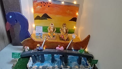 नाशिक : सायखेड्याला बाप्पा आले होडीतून; म्हणाले, पुलावरुन अजिबात नको…(व्हिडीओ)