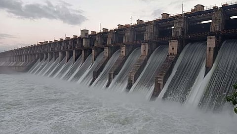 सोलापूर: भीमा नदीला महापूर, प्रशासनाकडून सतर्कतेचा इशारा