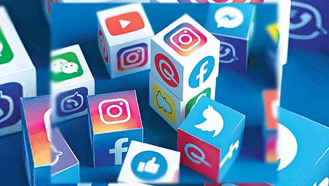 सोशल मीडिया इन्फ्लुएन्सर