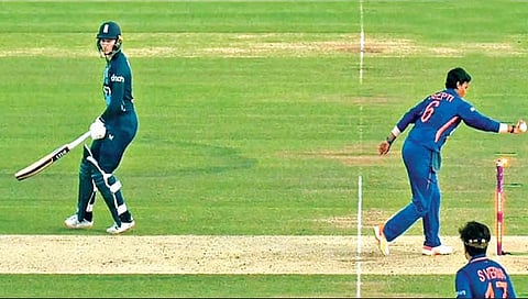 INDW Vs ENGW : दीप्तीच्या करामतीने इंग्लिश चाहते चिडले