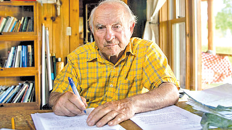 अबब! पॅटागोनियाच्या संस्थापकांनी संपूर्ण कंपनी पर्यावरण रक्षणासाठी केली दान, म्हणाले ”आता पृथ्वी हा एकमेव भागधारक”