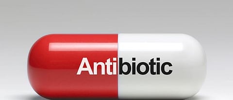 Antibiotic : कोरोना काळात विनामंजुरी अँटीबायोटीक्स औषधांचा अंदाधूंद वापर : ‘द लॅन्सेट’मधील संशाेधन अहवालातील माहिती