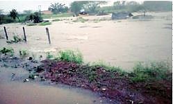 राहू येथे ढगफुटीसदृश पाऊस