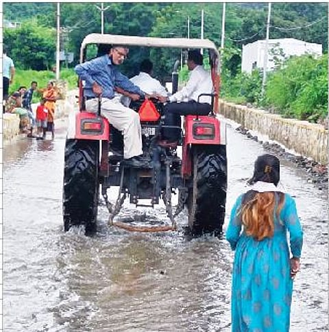 पूर परिस्थितीचा अहवाल लवकरच; पुणे शहरातील जलमय भागाची तिन्ही अतिरिक्त आयुक्तांकडून पाहणी