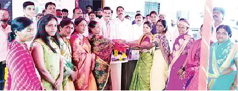 सरपंचांनो, विरोधकांची लबाडी जनतेला ठामपणे सांगा: दत्तात्रय भरणे यांचे आवाहन