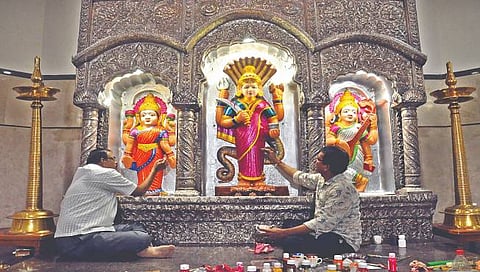 नवरात्रोत्सव : नाशिकचे ग्रामदैवत कालिकादेवी मंदिरात भाविकांना पेडदर्शनाचाही पर्याय