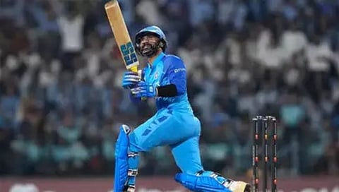 Dinesh Karthik Injury