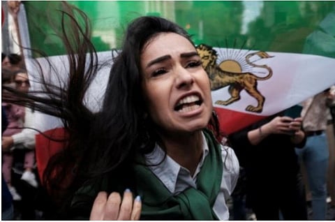 हिजाबविरोधात आंदोलन : ११ दिवसांत इराणमध्ये ७६ जणांचा बळी – Iran protests: Death toll rises to 76