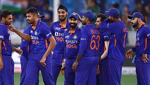 स्वीच HIT : प्रायोगिक रंगभूमीचा पडदा पडला