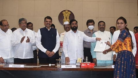 Mumbai : मराठा समाजासह अन्य प्रवर्गातील तरूणांना विविध विभागांमध्ये नियुक्ती पत्रांचे वाटप