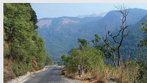 सिंधुदुर्ग : ‘सह्याद्री’ राज्यमार्ग शासनाकडून बेदखल!