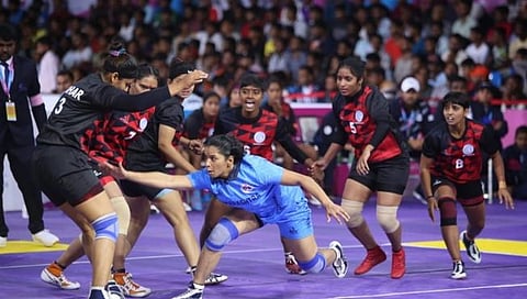 महिला कबड्डी संघ