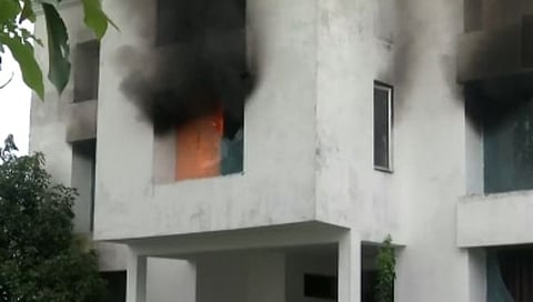 Ankita Bhandari Murder Case : पुलकित आर्याचे ‘ते’ रिसॉर्ट जमावाने जाळले, आरोपींना कोर्टात नेताना जमावाकडून मारहाण