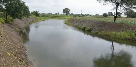 बारामतीत कालवा अस्तरीकरण विषयावरील बैठकीत राडा