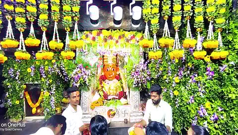 Navratri Nashik : चांदवडला रेणूकामातेच्या चरणी हजारो भाविक लीन