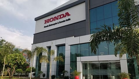 Honda : होंडाने कर्मचा-यांना दिलेला बोनस परत मागितला!