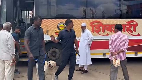 बॉम्बची अफवा