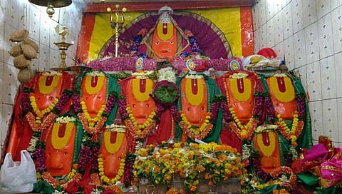 नवरात्री विशेष : डोंगराच्या कुशीत प्रकट झालेली मुंब्रा देवी