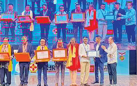 इंडिया बुक ऑफ रेकॉर्डमध्ये आमदार लंके