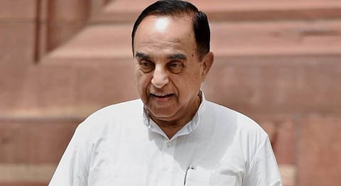 दीड महिन्यात सरकारी बंगला रिकामा करा : सुब्रम्हण्यम स्वामी यांना उच्च न्यायालयाचे आदेश